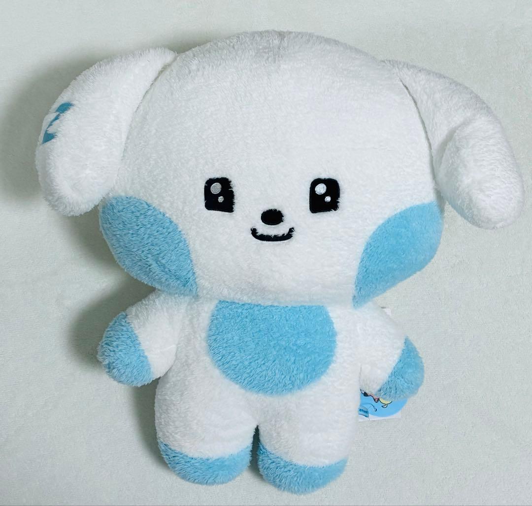 ギュニニ　フラットぬいぐるみ　gyunini ギュビン