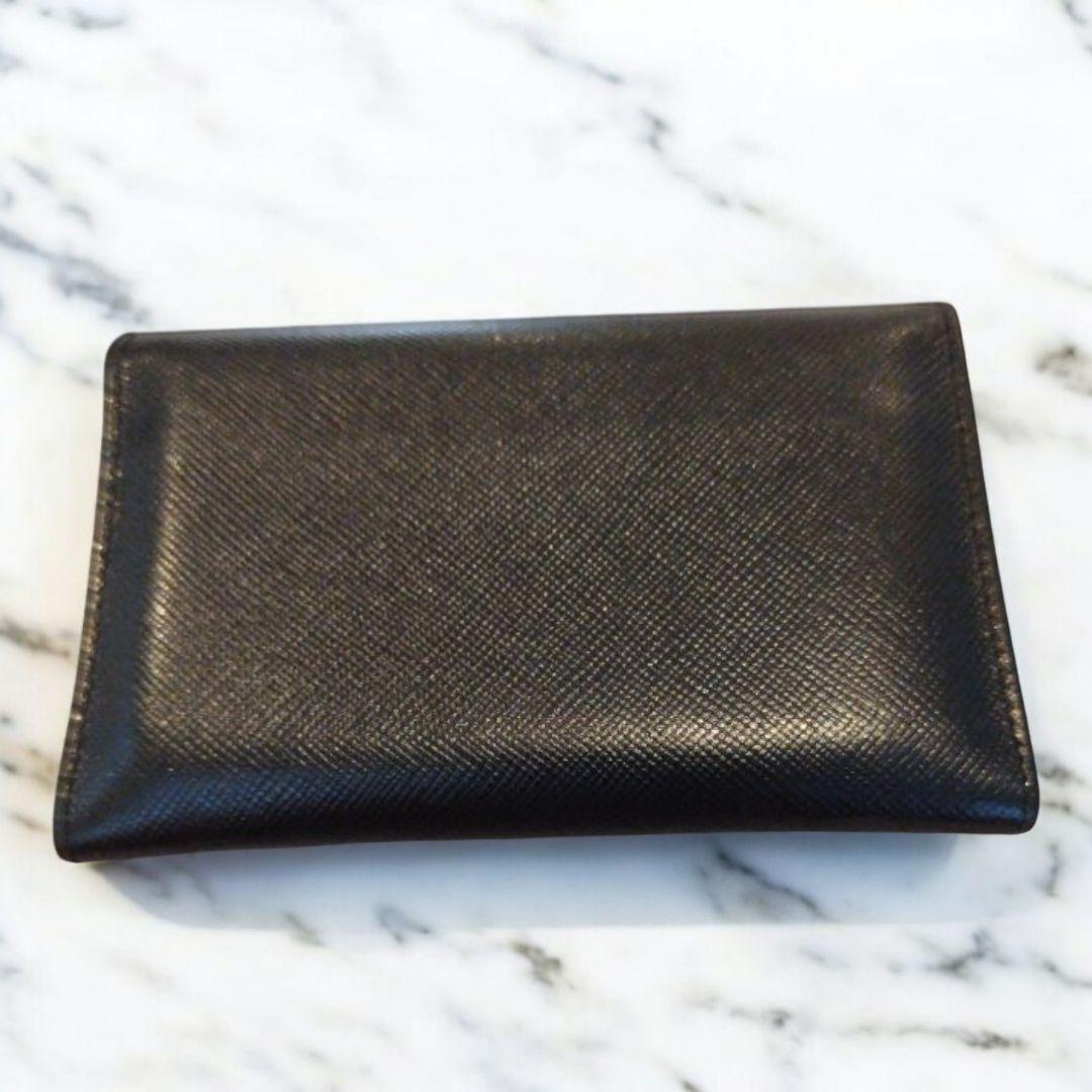 紘*田様 PRADA サフィアーノレザー 三角ロゴ 名刺入れ カードケース ブラ