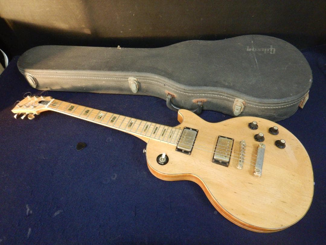 エレキギター ナチュラル ハードケース付き