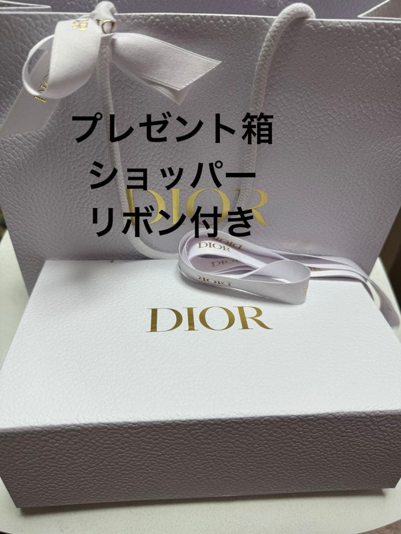 新品　ディオール アディクト ロージー グロウ オードゥ パルファン 30ml