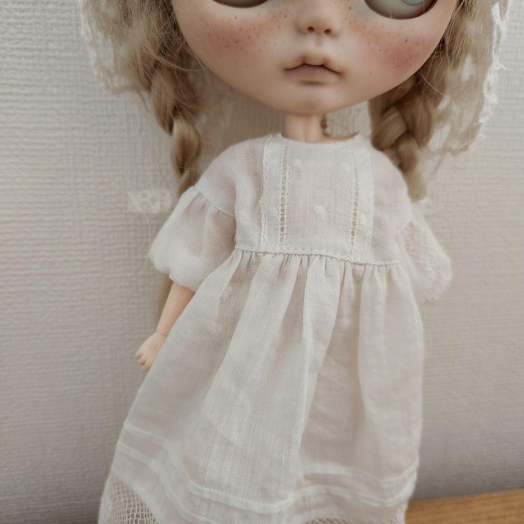 ブライス用アウトフィット アンティークレースボネのセット