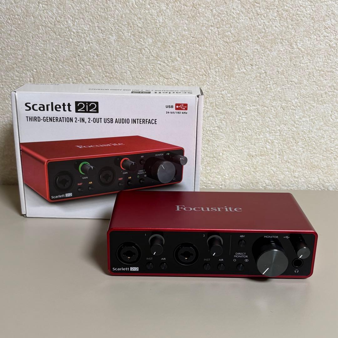 【ほぼ新品】Focusrite Scarlett 2i2 (3rd Gen)