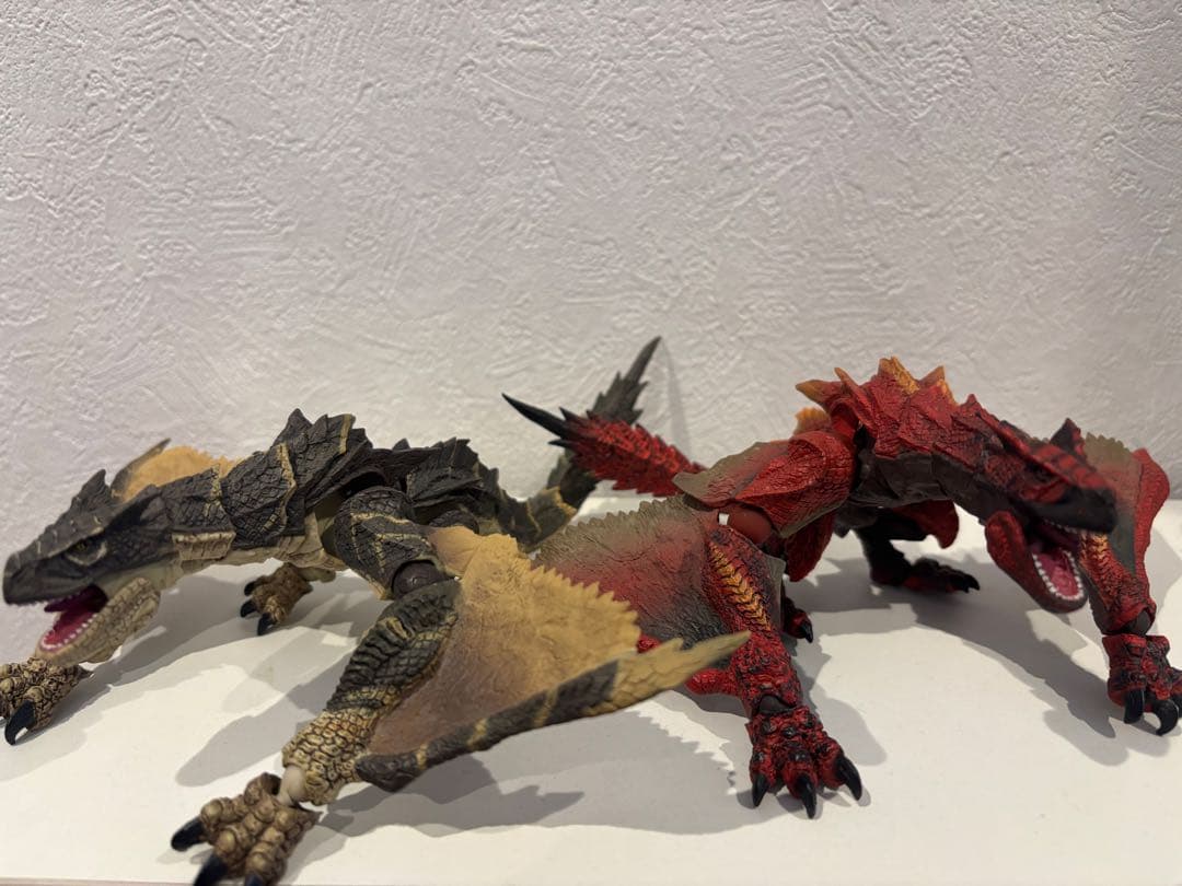 リボルテックヤマグチ　ティガレックス