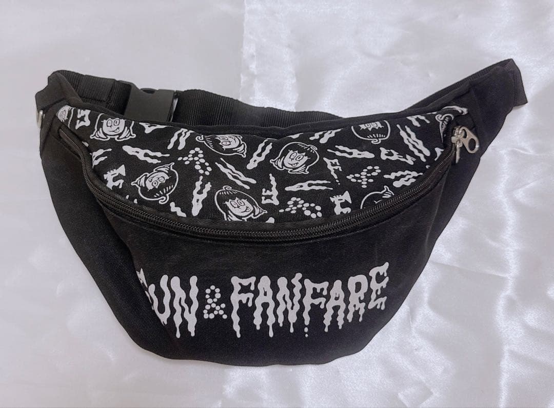 LiSA ライブグッズ ウエストポーチ ボディバッグ FUN&FANFARE