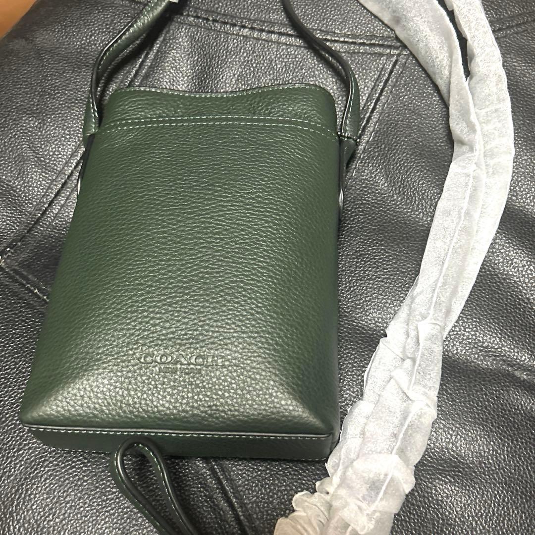 新品　コーチレザー スマホバック　ショルダーバッグ　携帯ポーチ