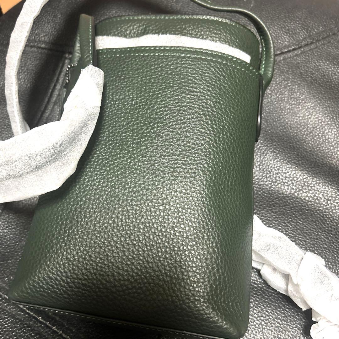 新品　コーチレザー スマホバック　ショルダーバッグ　携帯ポーチ