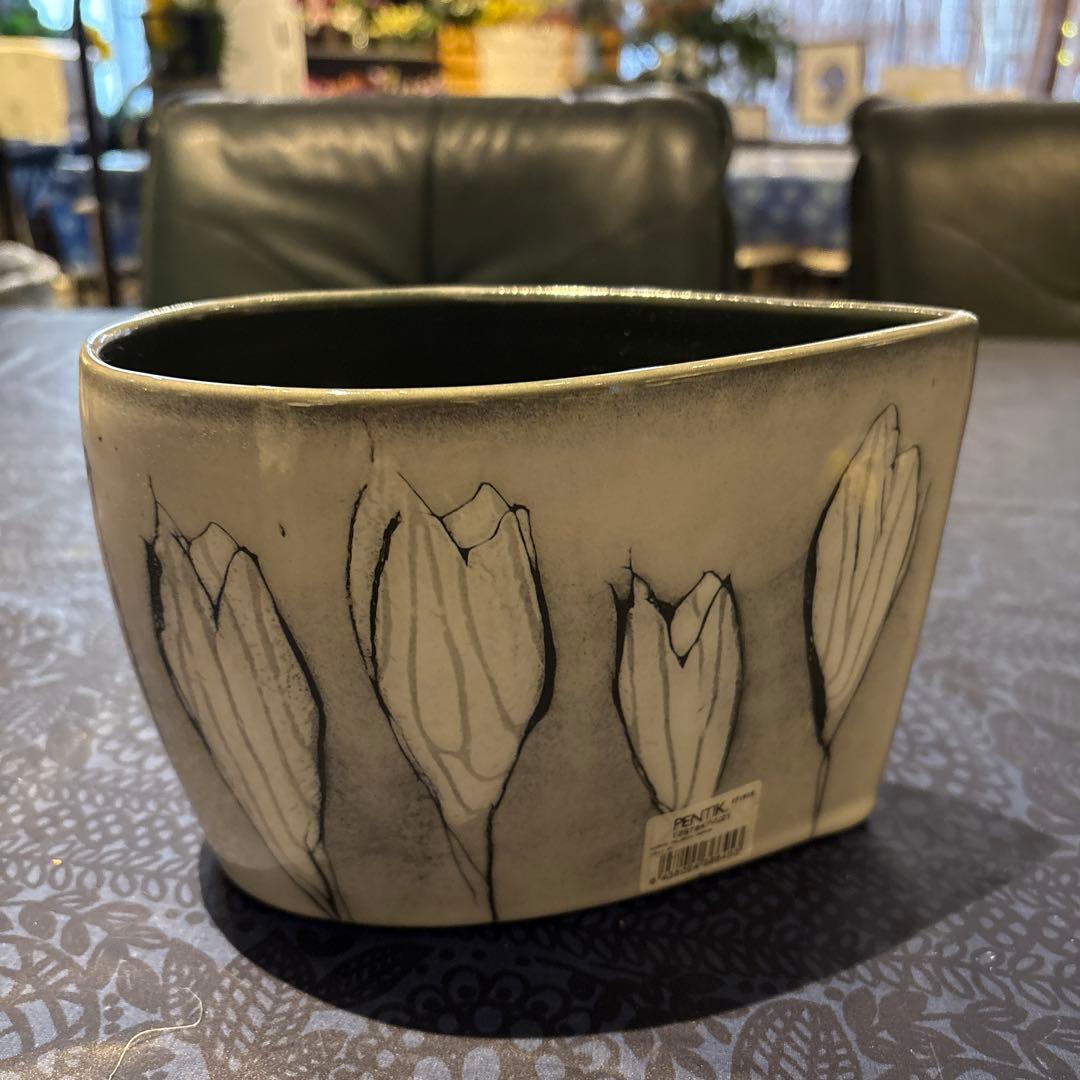 PENTIK 花デザイン 陶器