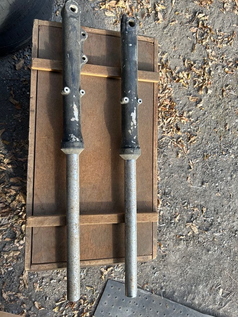 フロントフォーク アルミ製 使用感あり　旧車