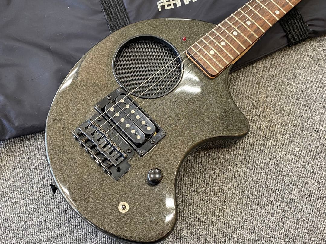 【美品 ケース付き】Fernandes ZO-3 芸達者 Black