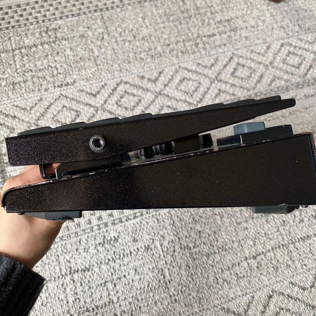 BOSS　ME-70 ギターエフェクター