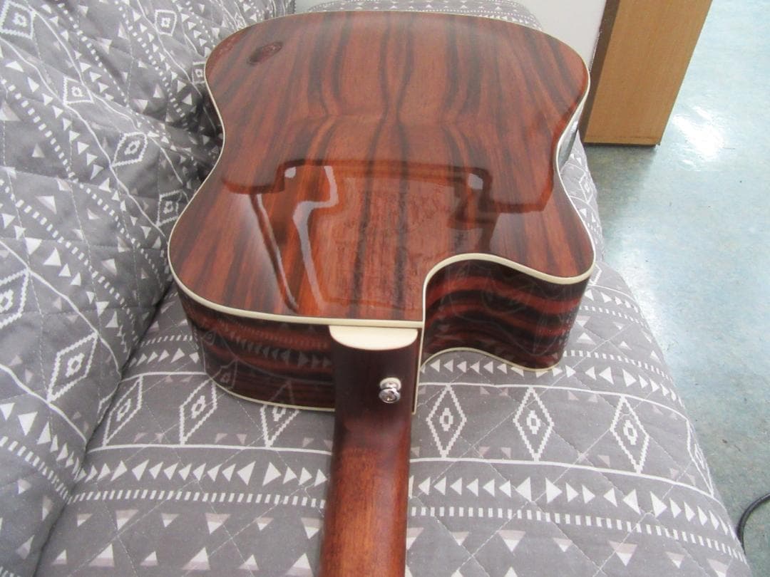て*ー様 Guild D-260CE DELUXE 中古美品
