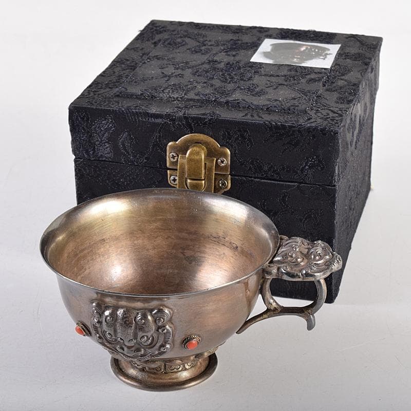 中国　白銅　神獣刻　玉石装飾　取手付杯　約167g　M　R8495