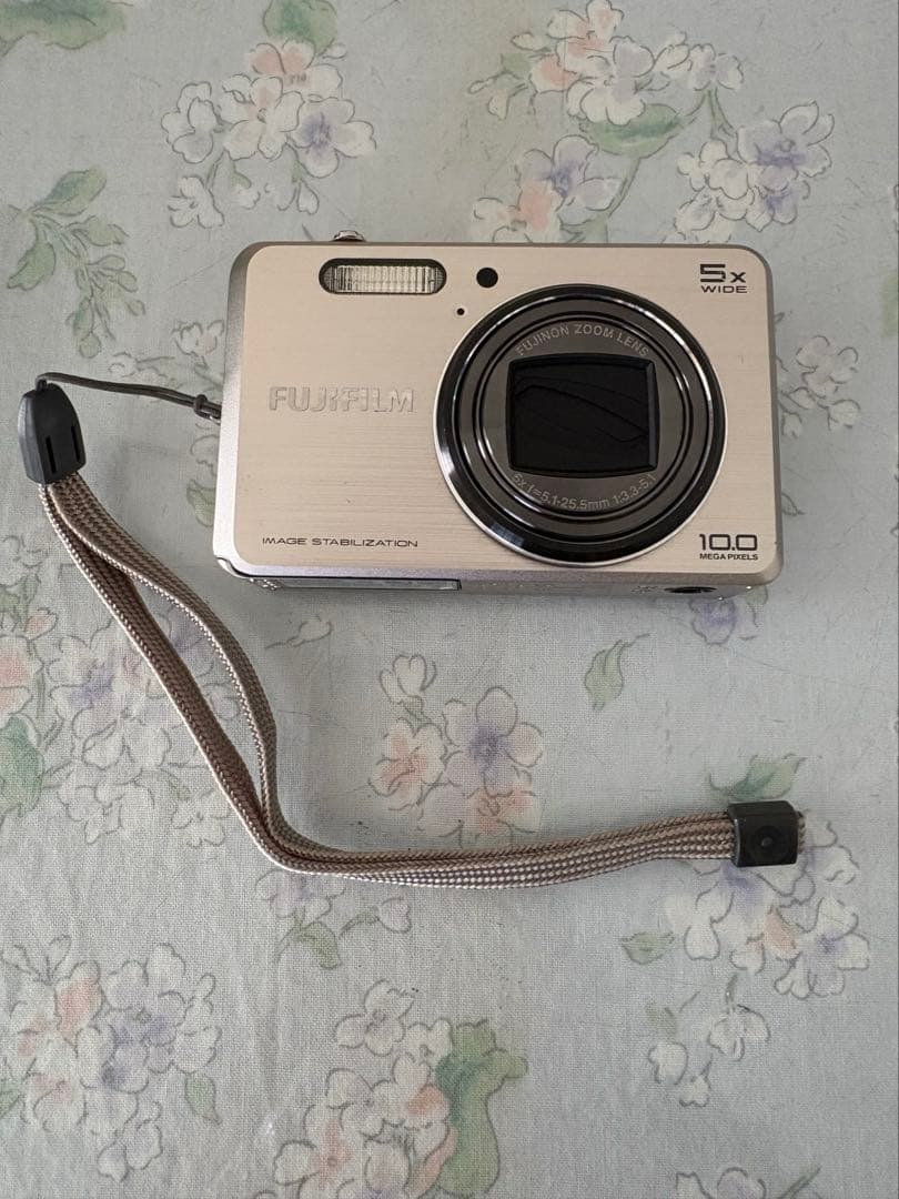 Fujifilm FinePix J250 コンパクトデジタルカメラ 値下げ