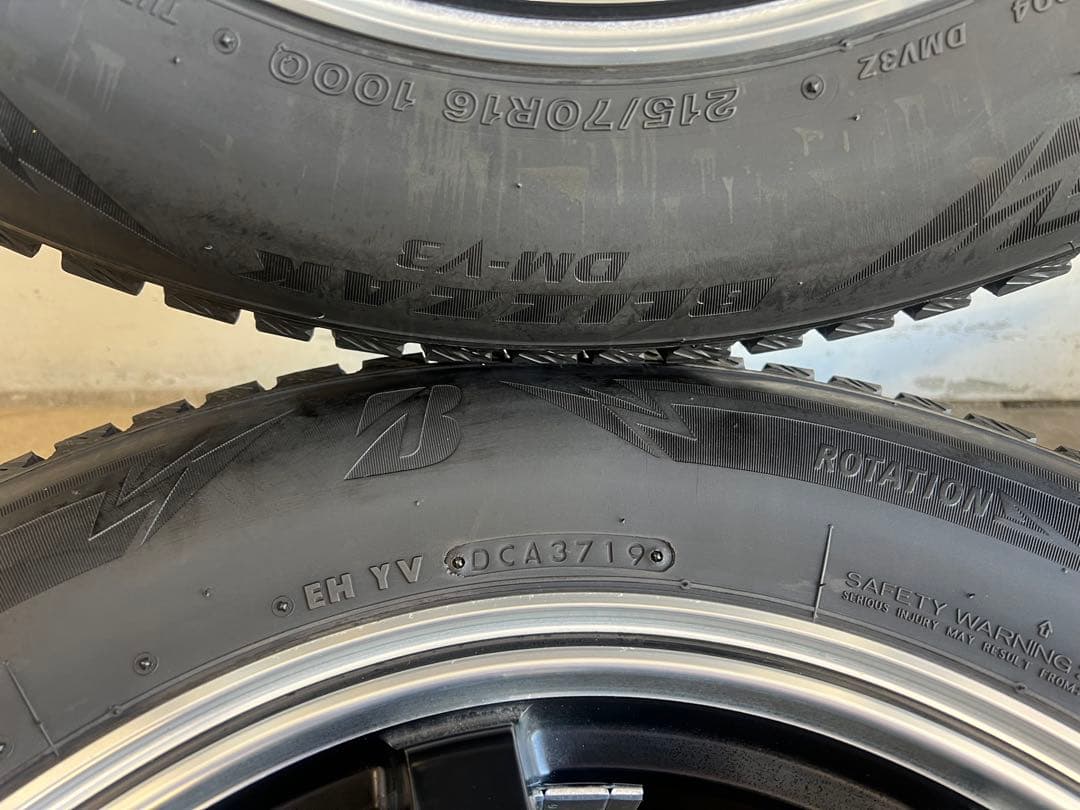 送料込み215/70R16 アルミホイールタイヤ　デリカD:5 4本セット