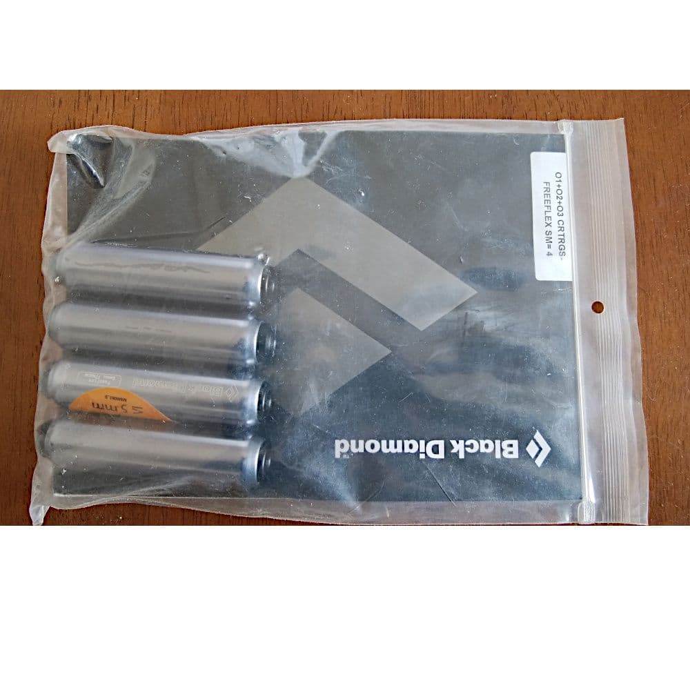 BD テレマークビンディング用 FREEFLEX カートリッジ 1組（4本）.