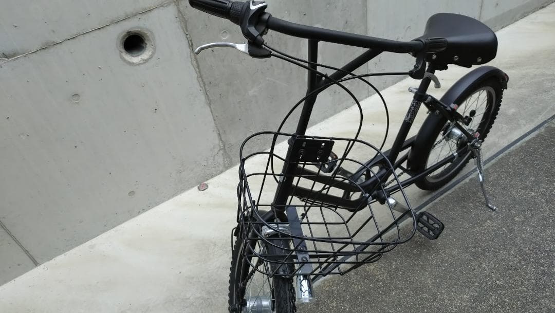 ★ブリヂストン　自転車　ベガス　ブラック　3段変速　20インチ