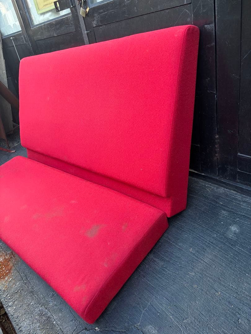 店舗用ベンチ(赤い背もたれと座面クッションセット) 張替えベース　飲食店