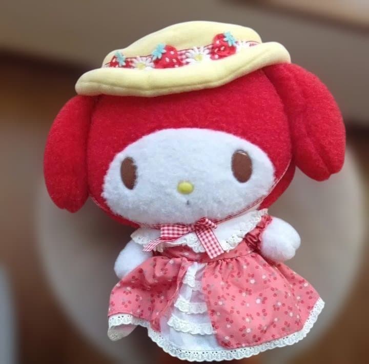 今月いっぱい出品　マイメロ　バースデードールアカメロ　 （新品　タグ無し）