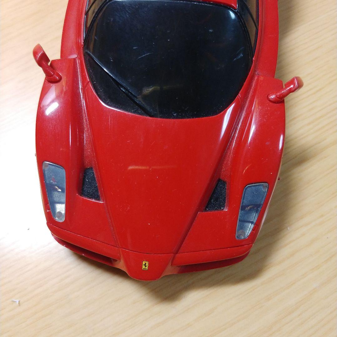 フェラーリ 1/10スケール ラジコンカー
