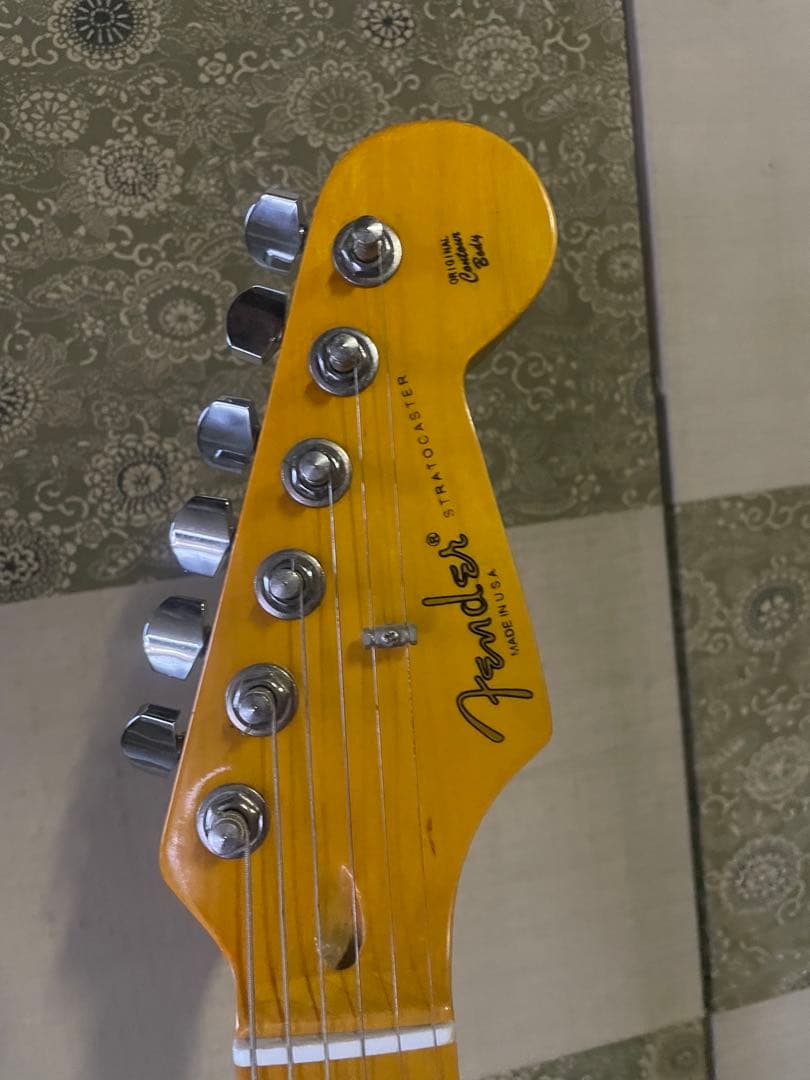 蔵出しフェンダー Fender made in U S A ，ストラトキャスター