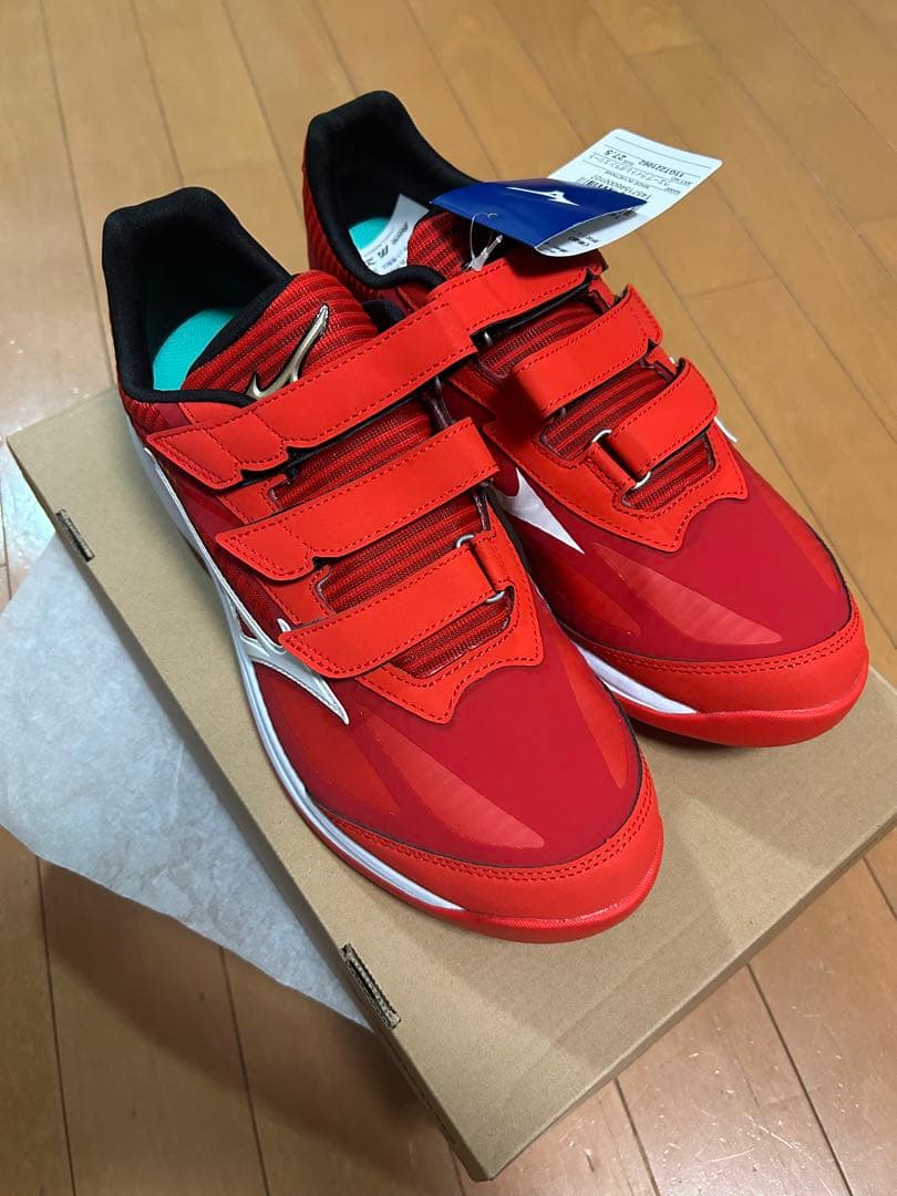 ミズノ　ランニングシューズ　27.5cm 野球　レッド　赤　新品未使用品