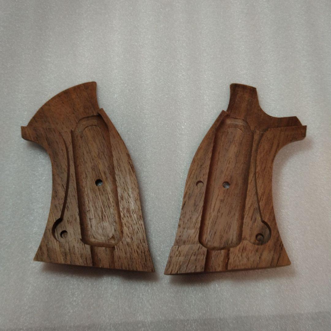 h*6様 東京マルイ M19用 ウォールナットチェッカー オーバースクエア 木製