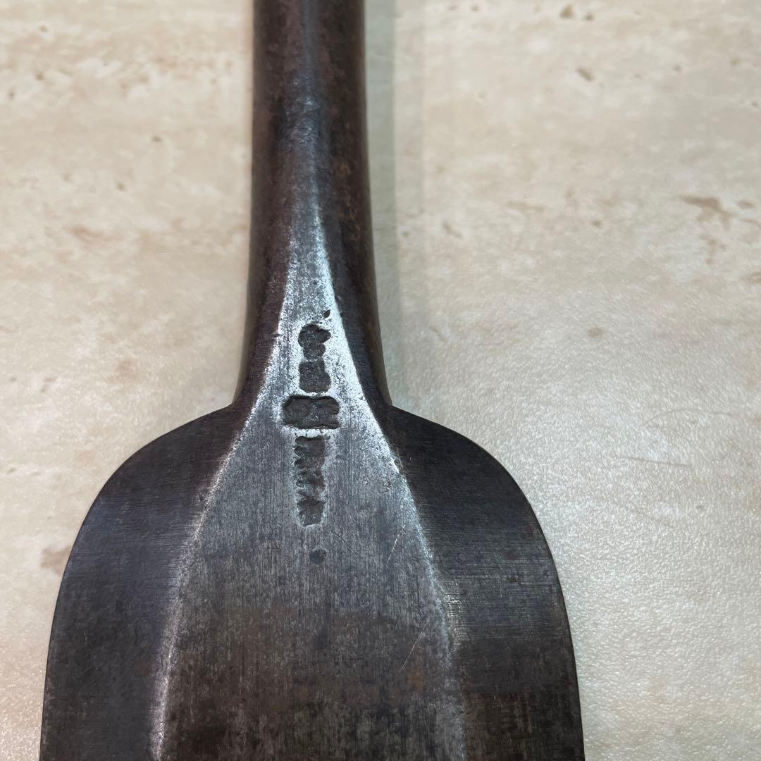 突き鑿　一寸8分 中古