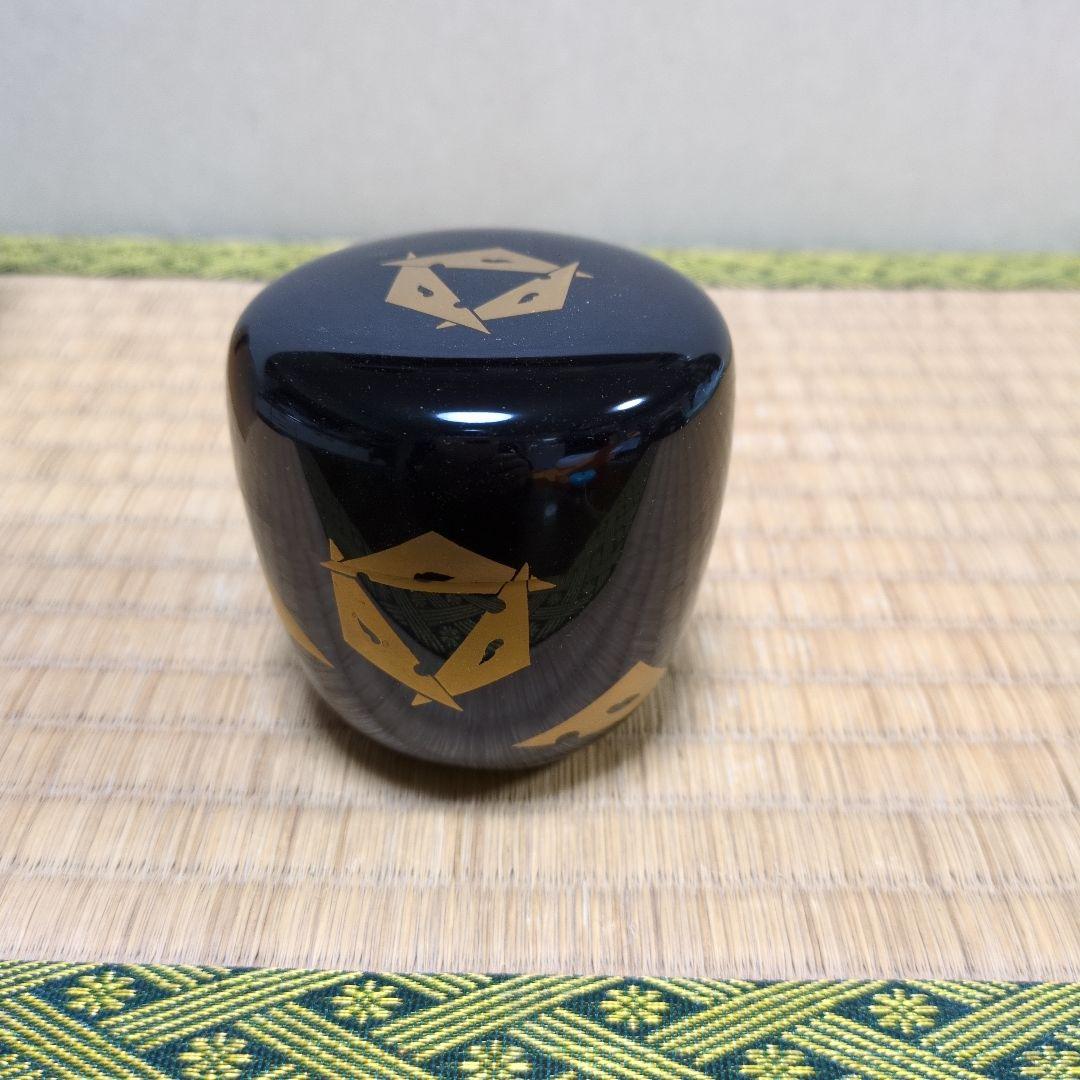 茶道具　「鱗鶴蒔絵　棗」内赤色 　　辻　石斉　作