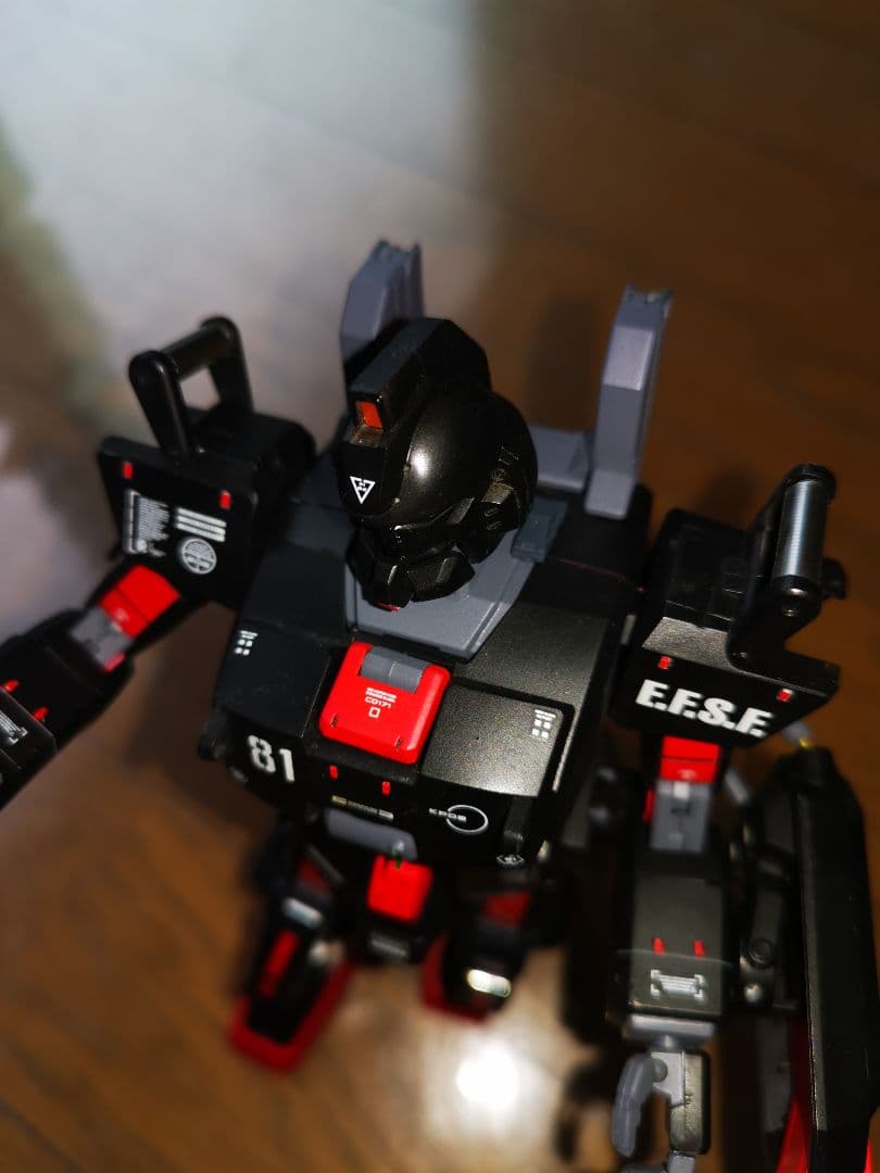 ガンダムEz-8 塗装済完成品メタルパーツ組込み