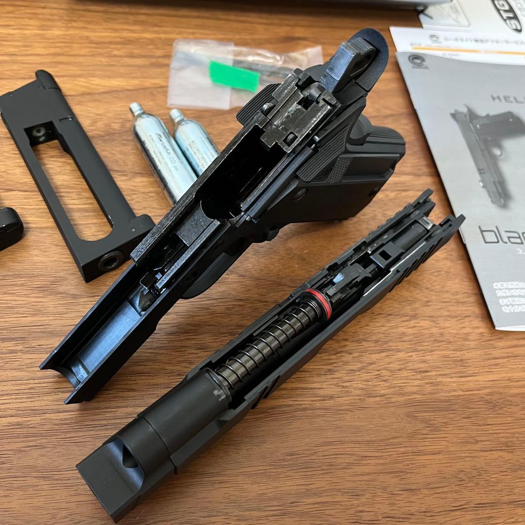 Run　極美品 カーボネイト black kitty Carbon8