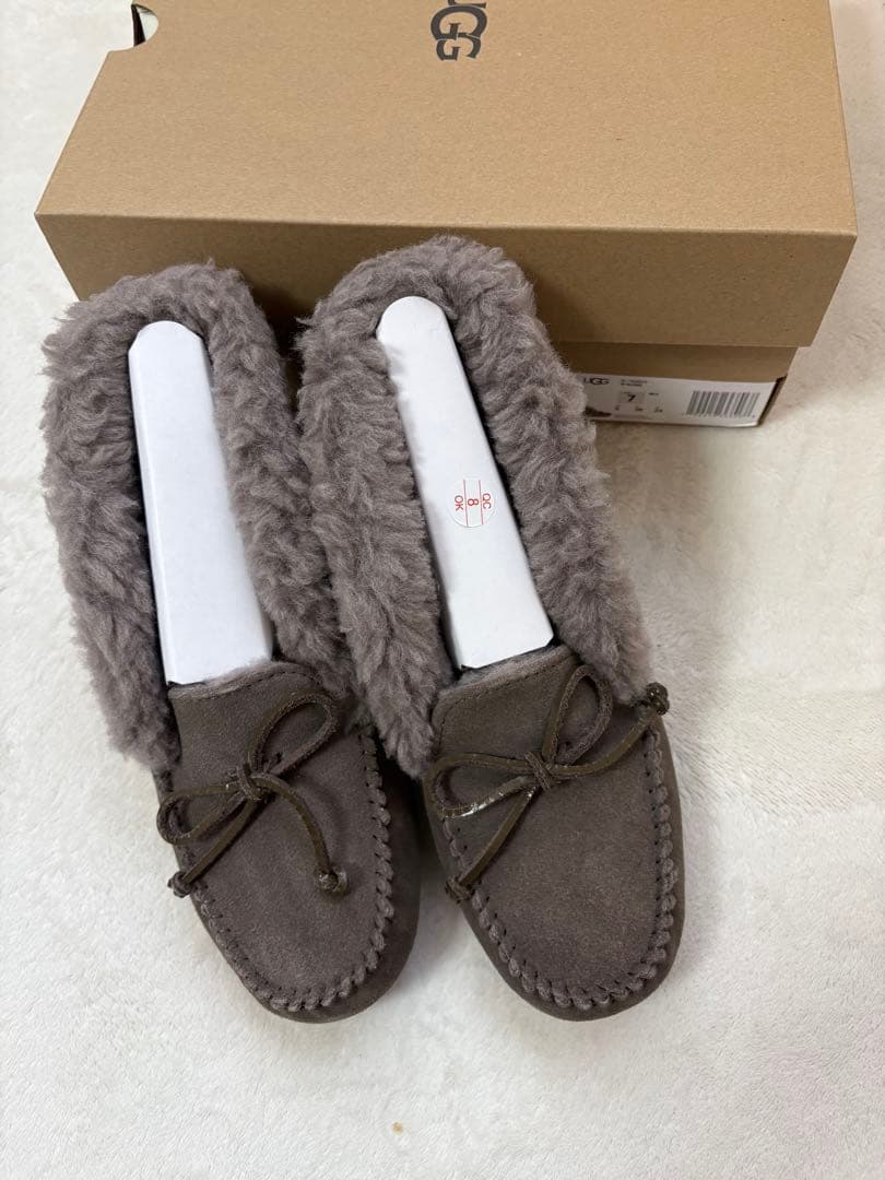 UGG W ALENA グレー 24cm