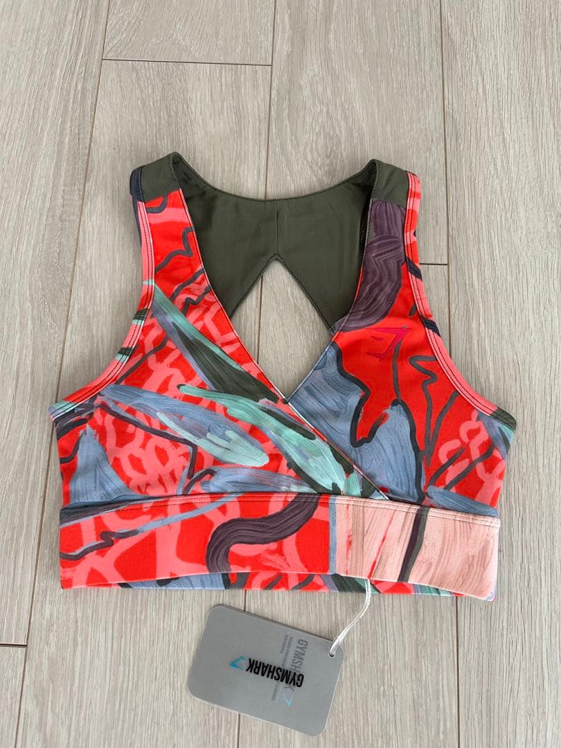 ジムシャーク新品NIKKIコラボ美尻ジム未使用alo限定ヨガXSアルファリート