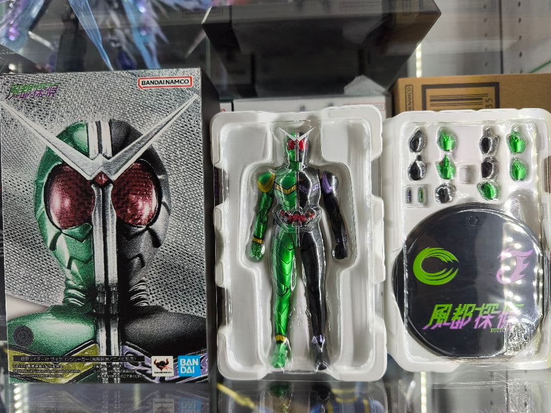 s.h.figuarts 真骨彫　仮面ライダーW フィギュア バイクセット