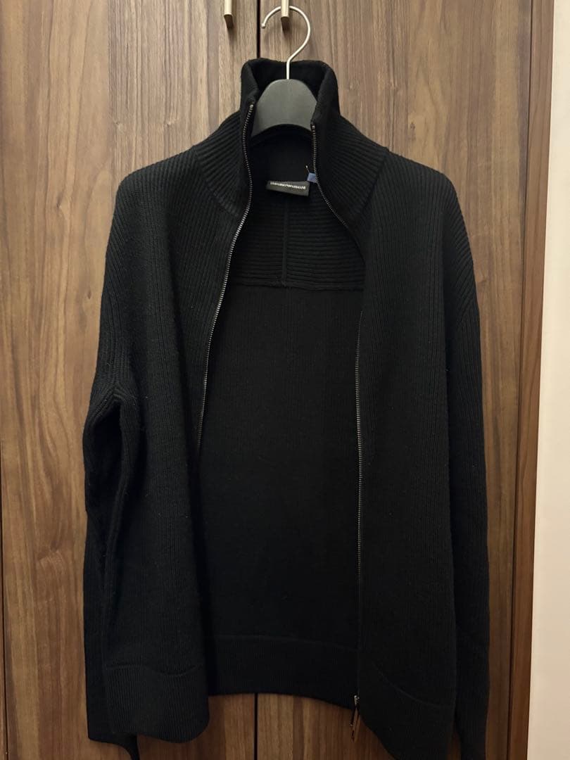 正規品 EMPORIO ARMANI アルマーニ 黒 ジップアップニット