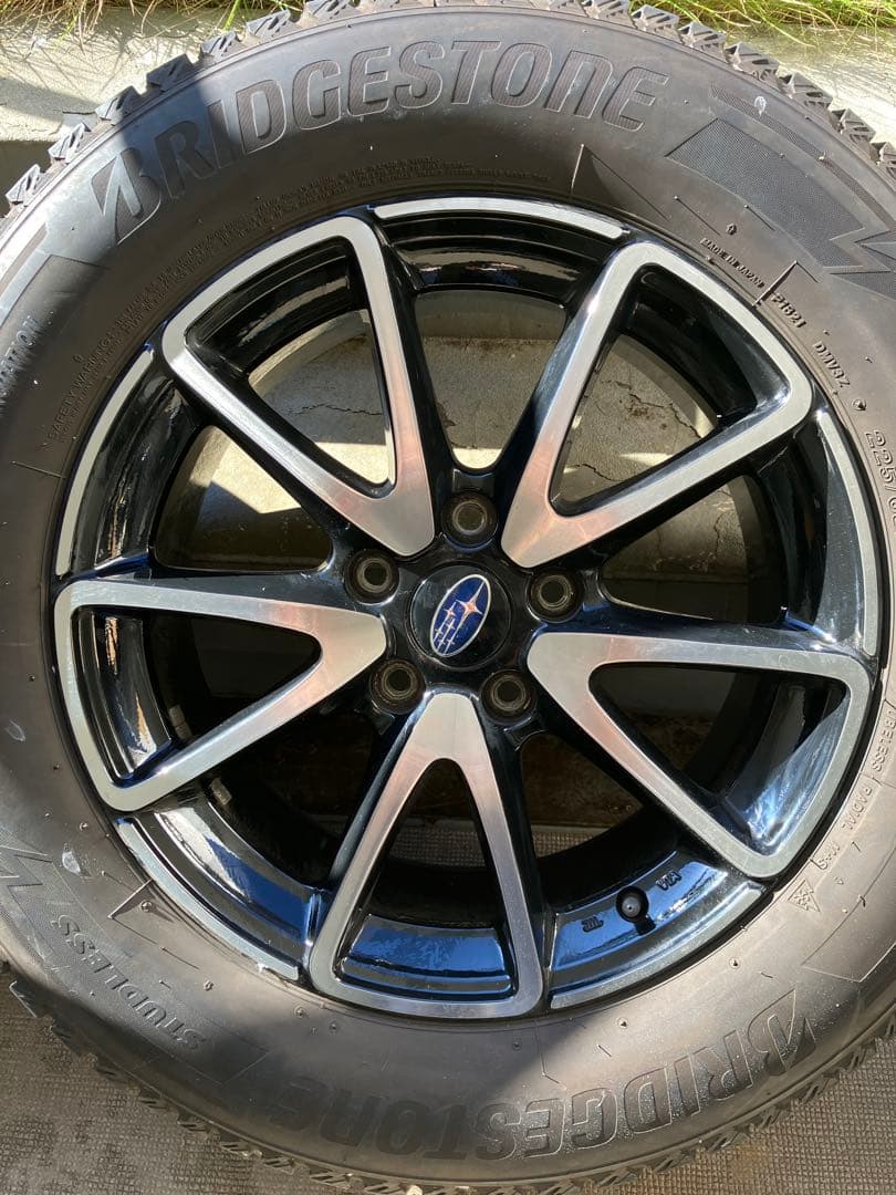 スバル純正ホイール225/65R 17【スタッドレスタイヤ付き】