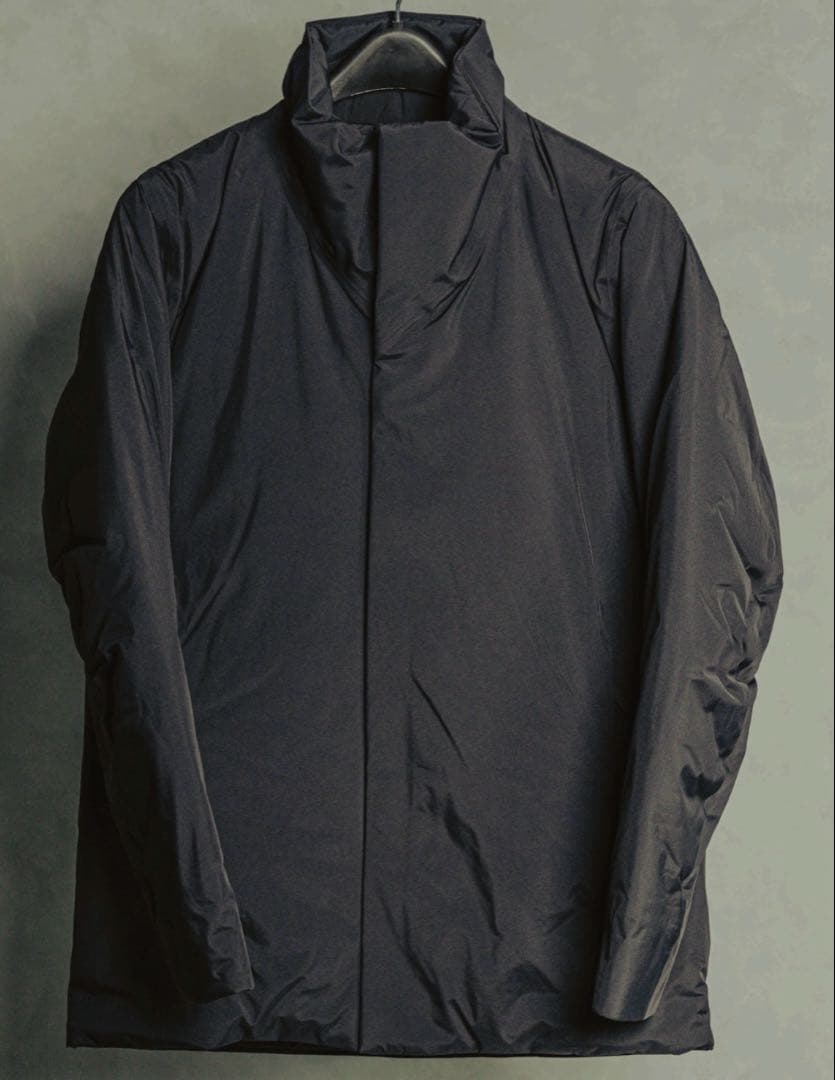 【美品】ARC'TERYX VEILANCE ダウンジャケット