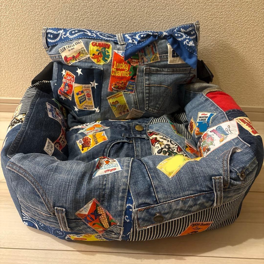 ハンドメイド　デニムリメイク ドライブベッド　ペットベッド