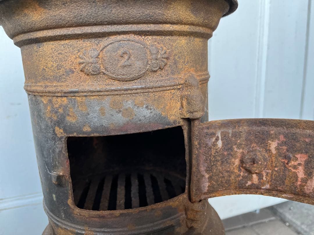 アンティーク ストーブ フランス　鋳物 鉄製 シャビー レトロ ヴィンテージ