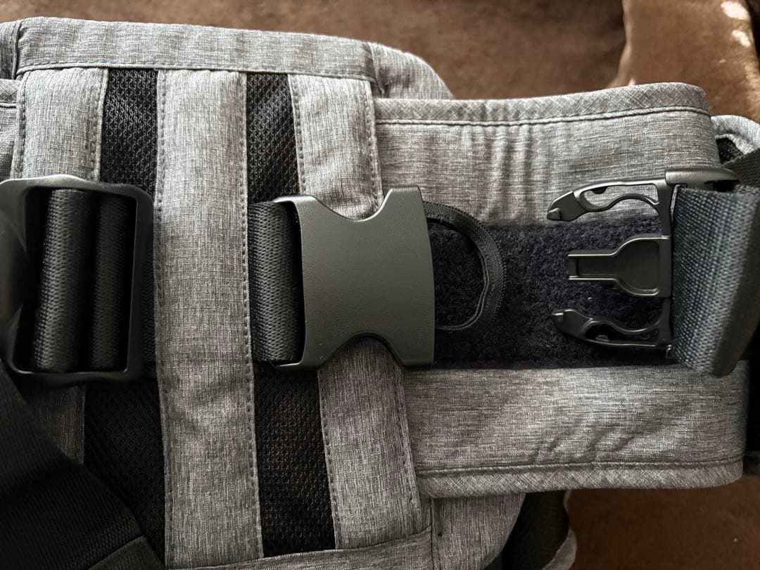 ポルバンプライム　POLBAN PRIME 抱っこ紐　ヒップシート　グレー