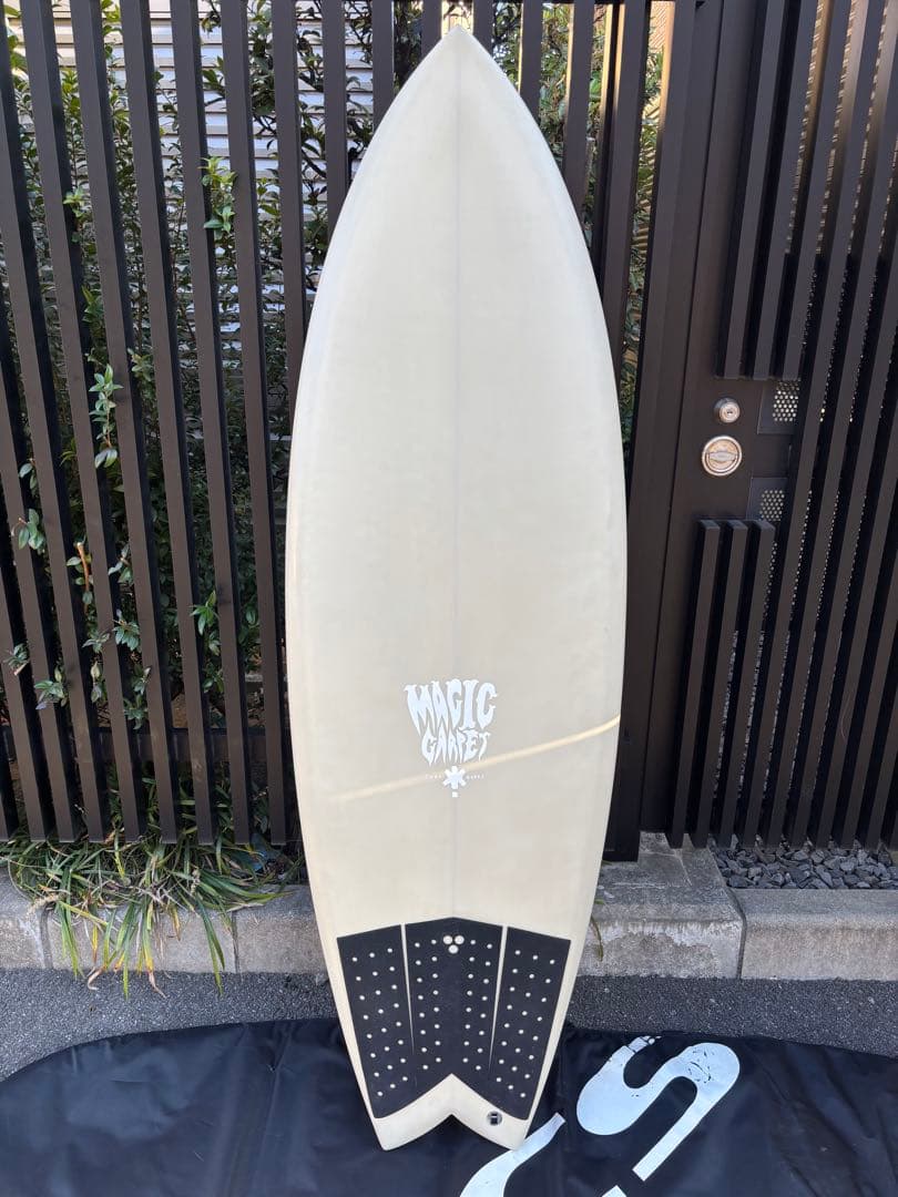 【MAGIC CARPET】DARK WATER DAGGER5’10フィン付属