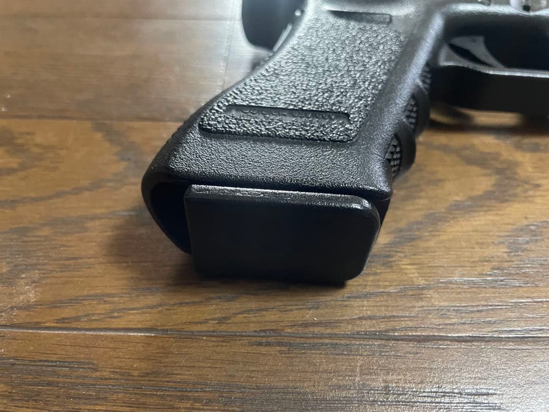 KSC G18C ガスガン マガジン3本 マガジンバンパー　他カスタムパーツ付き