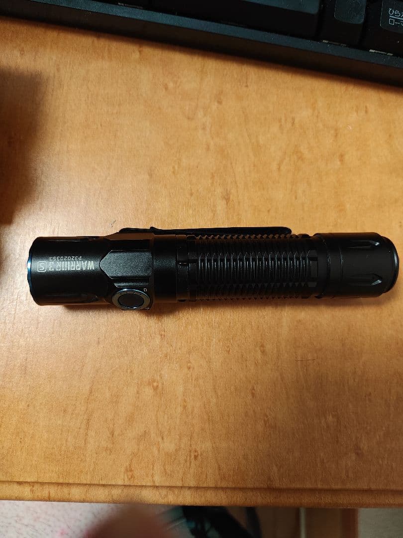 OLight Warrior3 s ハンドライト