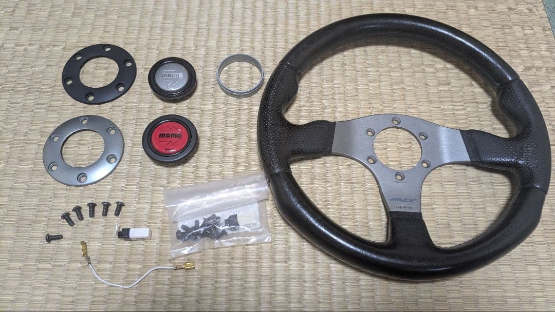 MOMO ステアリング　32π