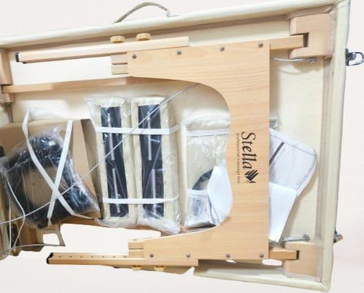 Stellaプロ用マッサージベッド 折りたたみ式 ホワイト 未使用品 ケース付き