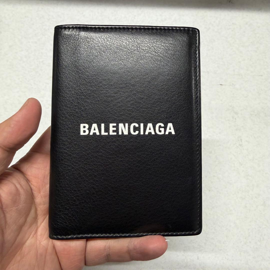 BALENCIAGA パスポートケース 黒
