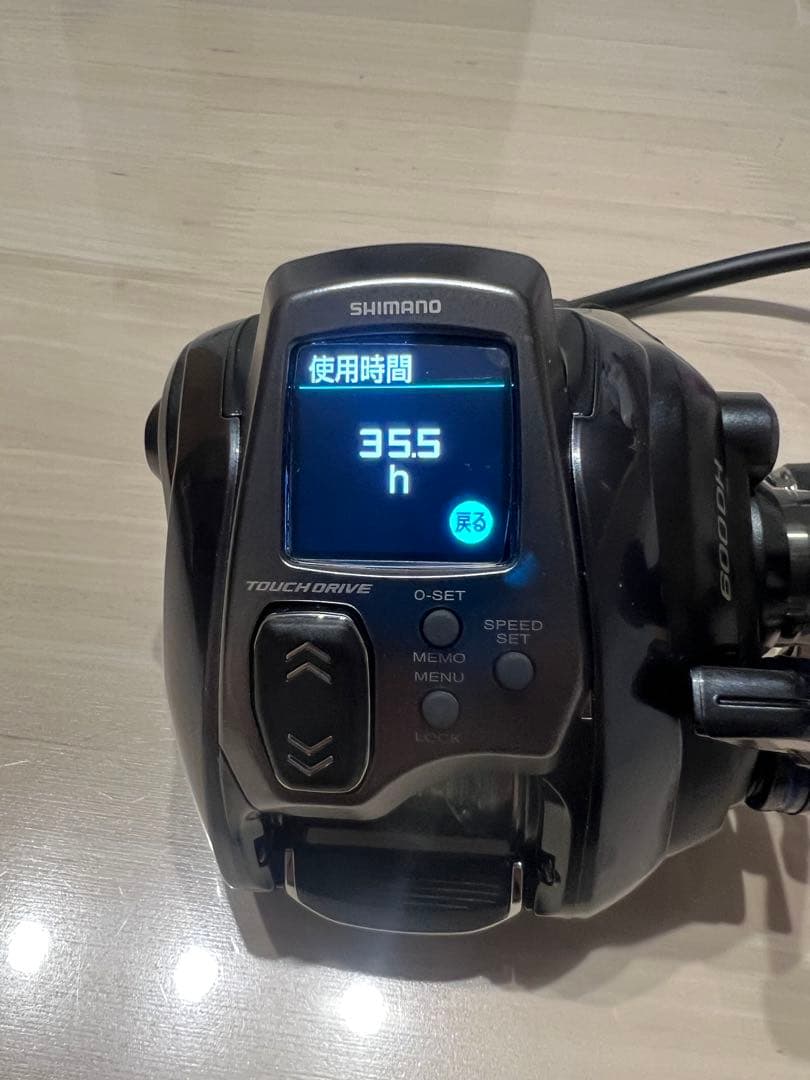 美品　23シマノ電動リール フォースマスター 600ダブルハンドル　右ハンドル