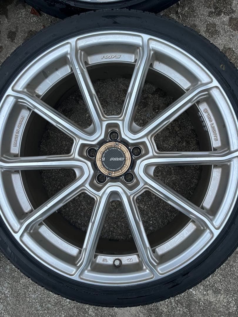 ⭐︎122213⭐︎②2025年製造！215/40R18タイヤアルミセット1本