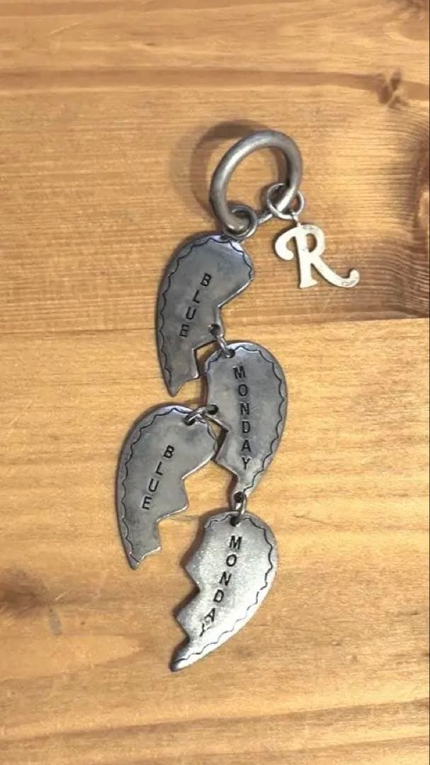 Raf Simons BLUE MONDAY シルバー チャーム