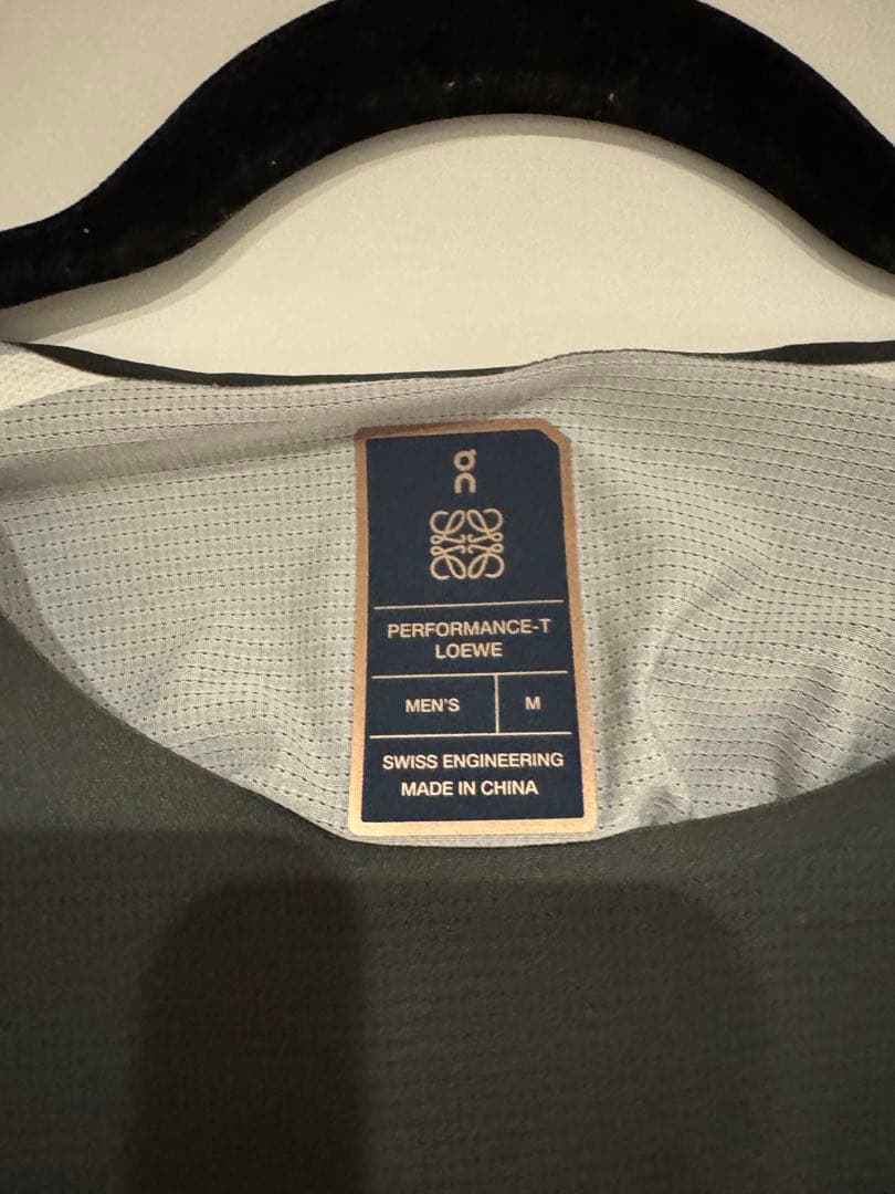 ロエベ X ON　４点　ランニングウエア　メンズ　新品あり