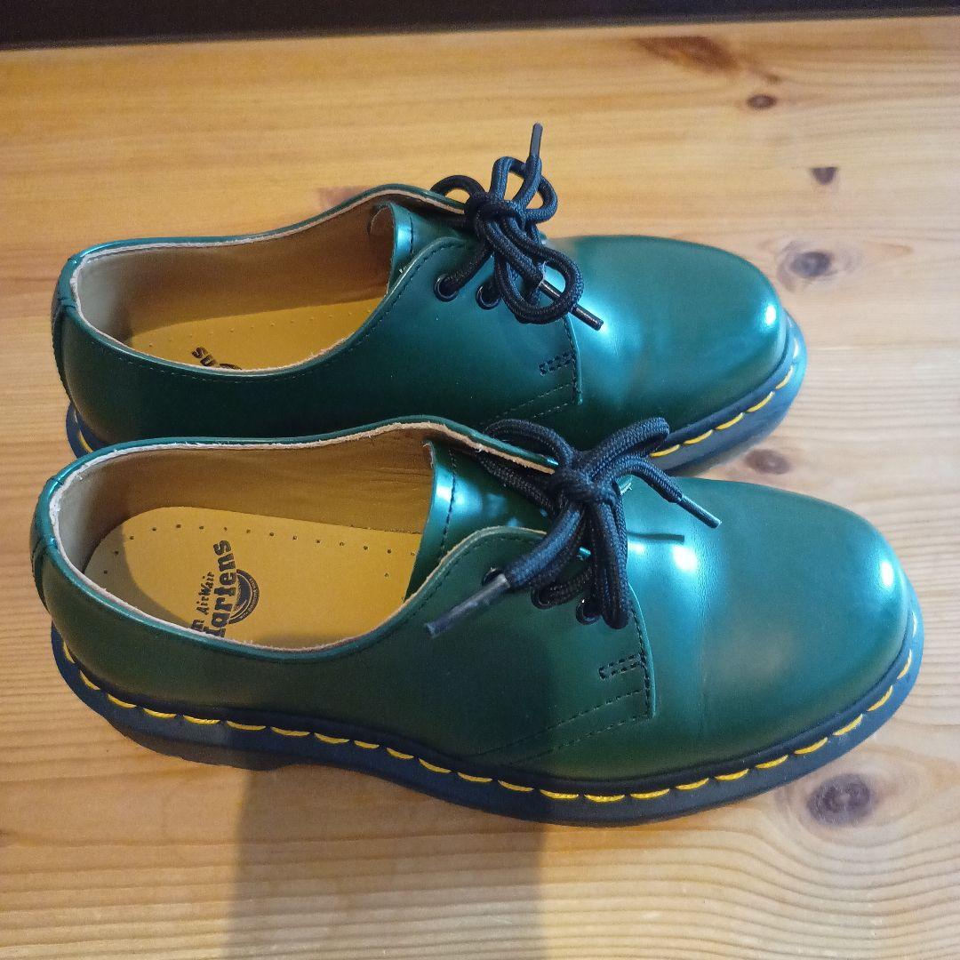 【美品】Dr.Martensマーチン3ホール 1461グリーンUK3　レディース